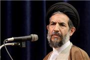 اجازه تضعیف نظام جمهوری اسلامی را به صاحبان قدرت نمی‌دهیم