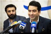 اجرای زنده آهنگ "حالا که می‌روی" توسط محمد معتمدی + فیلم