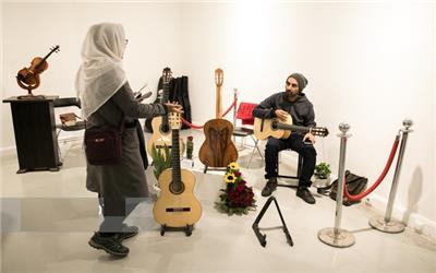 سازهایی که با یاد شجریان به نمایش درآمدند