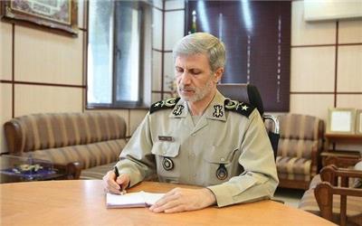وزیر دفاع درگذشت رئیس و معاون سازمان تامین اجتماعی را تسلیت گفت