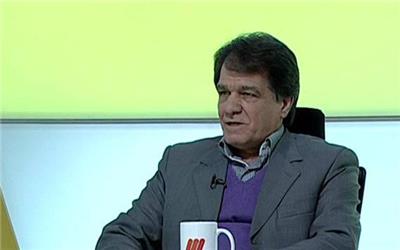 تجلیل از ناظر داوری دیدار سپاهان و پرسپولیس