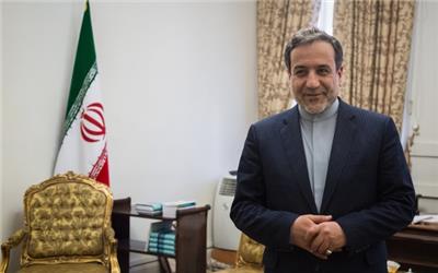 عراقچی راهی وین شد