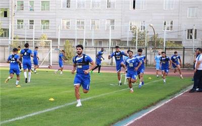 یک دروازه‌بان جوان به استقلال پیوست
