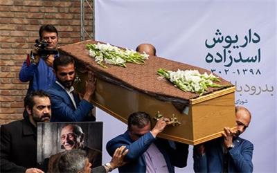 تشییع پیکر داریوش اسدزاده