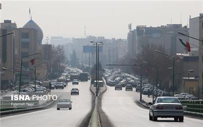 &quot;آلودگی هوا&quot; چهارمین عامل خطر مرگ/لزوم استفاده از ابزار فرهنگ‌سازی ترافیکی برای کنترل آلودگی
