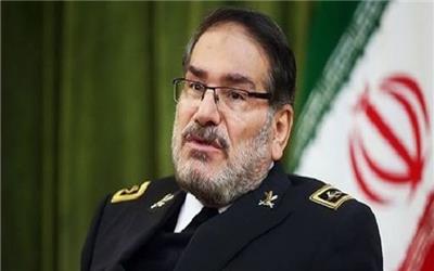 شمخانی: هیچ تنگنای علمی و اجرایی برای افزایش برد موشک‌های نظامی نداریم
