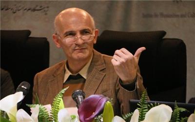 نظریه عقب ماندگی نمی‌تواند مسائل ما را توضیح دهد
