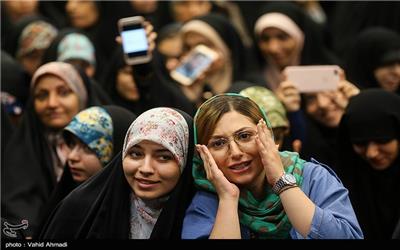 اجتماع 5000 نفری &#171;دختران انقلاب&#187; در میدان امام حسین
