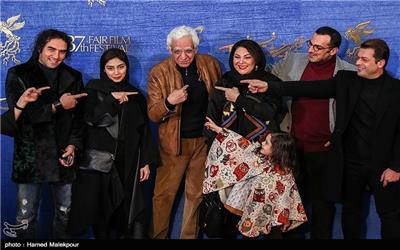 نگاهی به فیلم &quot;تیغ و ترمه&quot;| محتوایی که به امید فرم و قاب‌بندی‌های زرین‌دست رها می‌شود