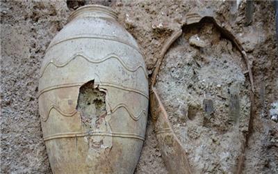 محوطه کشف خمره‌های قدیمی در شهر ری قابلیت تبدیل به «سایت موزه» را ندارد