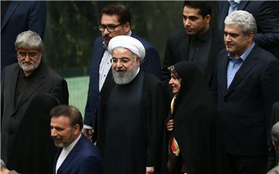 رئیس جمهور وارد صحن مجلس شد