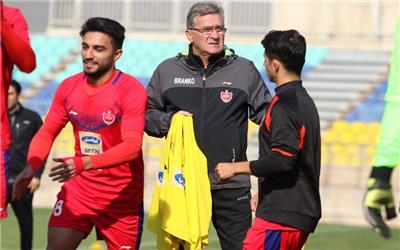 رونمایی از پرسپولیس جدید برابر پدیده