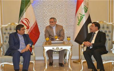 همتی برای مذاکره با مقامات عراقی وارد بغداد شد