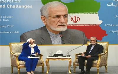 ایران آماده گفتگو با تمام کشور‌های منطقه است/آمریکا از عربستان سعودی حمایت می‌کند زیرا به ثروت این کشور نیاز دارد
