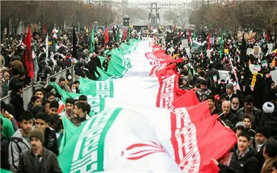 جلوه‌هایی چشم‌نواز را در جشن وحدت ملی کنار مردم خلق می‌کنیم