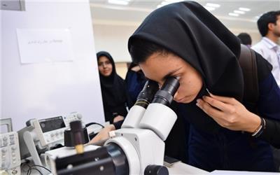 رویکرد پژوهشی در مدارس نیازمند معلم پژوهنده است