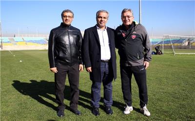 عرب: زیرساخت‌ها را برای قهرمانی پرسپولیس فراهم می‌کنیم