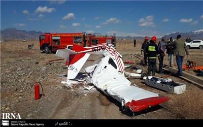 سقوط هواپیمای آموزشی در کاشمر 2 کشته داد
