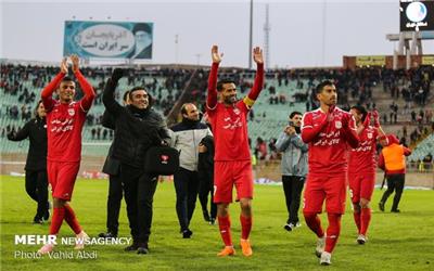 تمرینات تراکتورسازی دو روز تعطیل شد