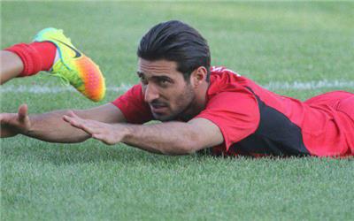 مصدومیت مدافع پرسپولیس جدی نیست