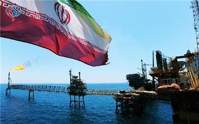 آمریکا می‌تواند معافیت‌های نفتی ایران را تمدید نکند؟