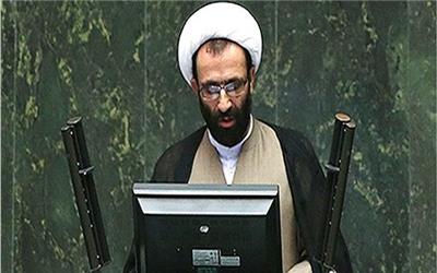 وزیر صنعت کمتر درباره بازار خودرو شعار درمانی کند