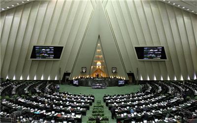 آستان قدس رضوی به پرداخت مالیات مکلف شد
