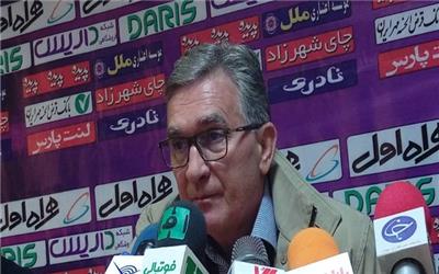 برانکو: در این زمین نمی‌توانستیم فوتبال بازی کنیم/ در میانه میدان تسلط نداشتیم