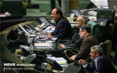 تعیین سازوکار بازپرداخت تسهیلات شرکت‌های اکتشاف و تولید