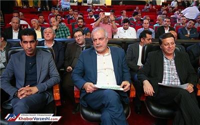 دستور برسد لیگ برتر را تعطیل می‌کنیم